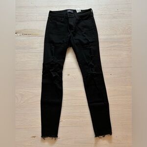 Abercrombie & Fitch Ripped High Rise | Harper Skinny Jeans